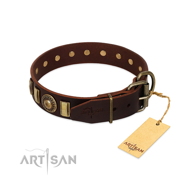 Top notch full grain genuine leather dog collar with rust resistant buckle