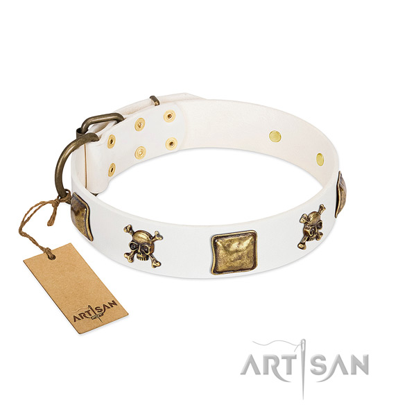 Handy use soft full grain natural leather dog collar with studs